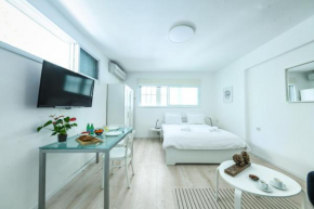 Cozy Studio Apt in a vibrant neighborhood